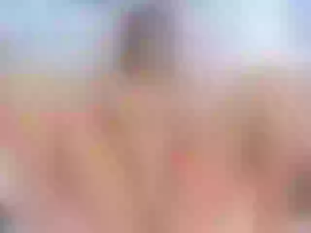 Live sex webcam photo for RoseValcke #268897616