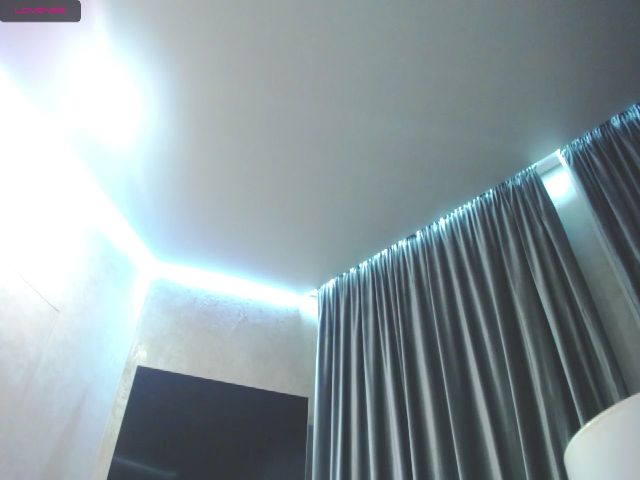 Live sex webcam photo for Kate_Dream_ #268897571