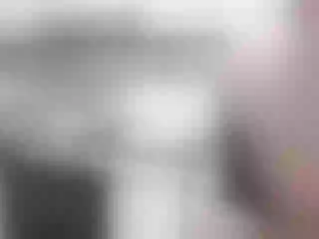 Live sex webcam photo for lilyhung50 #268915010
