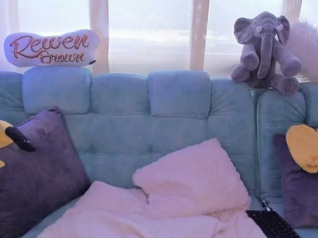 Live sex webcam photo for reiven-brown #268915182