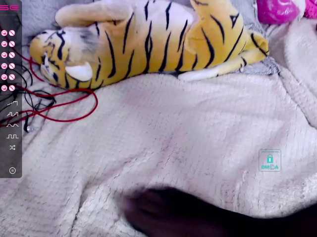 Live sex webcam photo for relishsavor #268914428