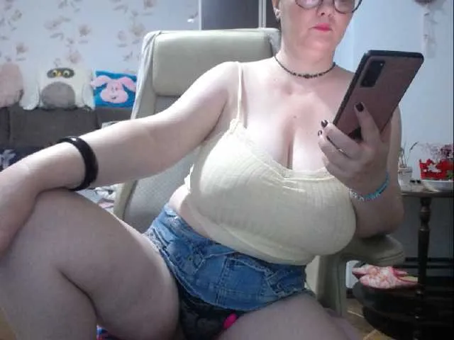 Live sex webcam photo for mary-x #268910007