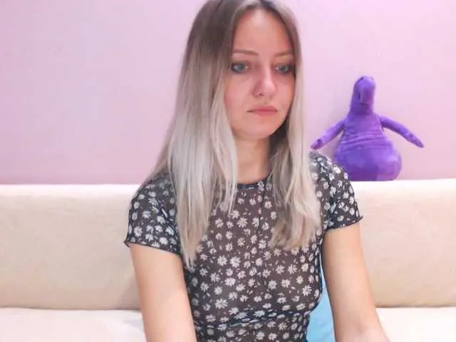 Live sex webcam photo for Gamora- #268904007