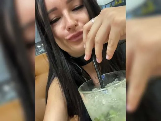 Live sex webcam photo for Kisa-Gav #268919333