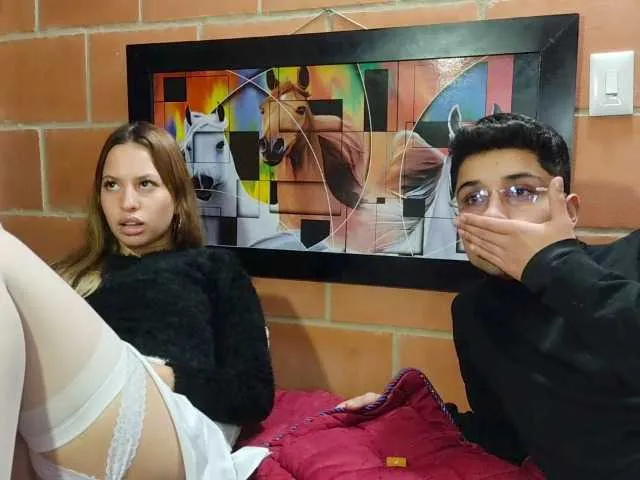 Live sex webcam photo for Jesse-n-Bryan #268904126