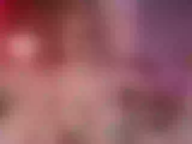 Live sex webcam photo for Melannie1 #268904501