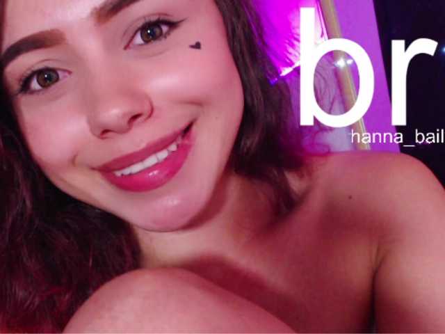 Live sex webcam photo for hanna-baily #268914963