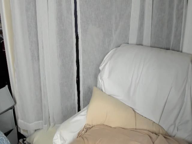 Live sex webcam photo for Mari_Jae #268907730
