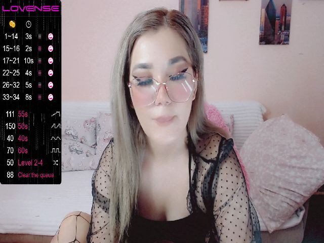 Live sex webcam photo for Ellaquality #268909118