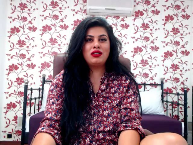 Live sex webcam photo for HeidiCutie #268912649