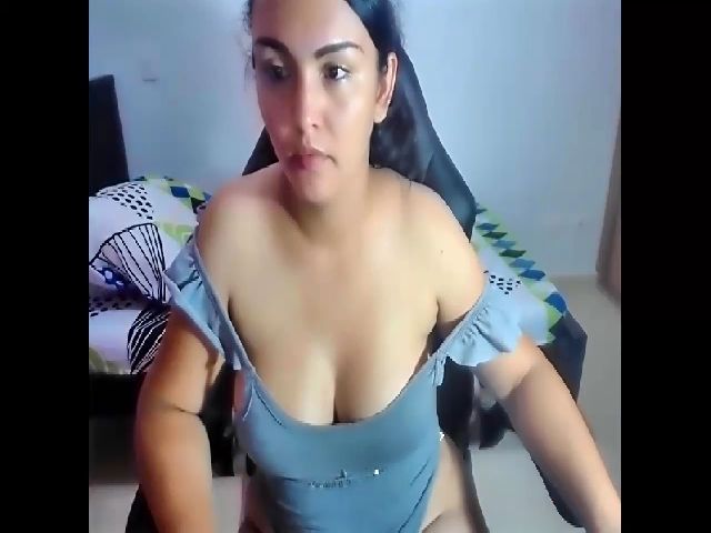 Live sex webcam photo for Sweeetx69 #268908194