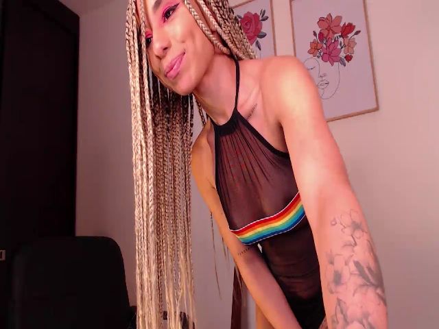 Live sex webcam photo for Annie_es #268924559