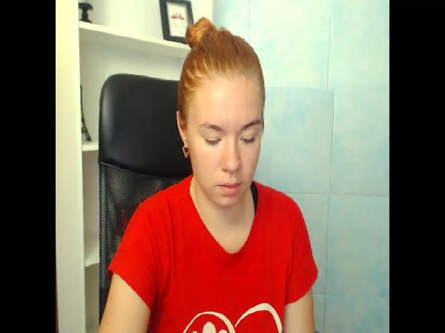 Live sex webcam photo for JiMiola #268913998