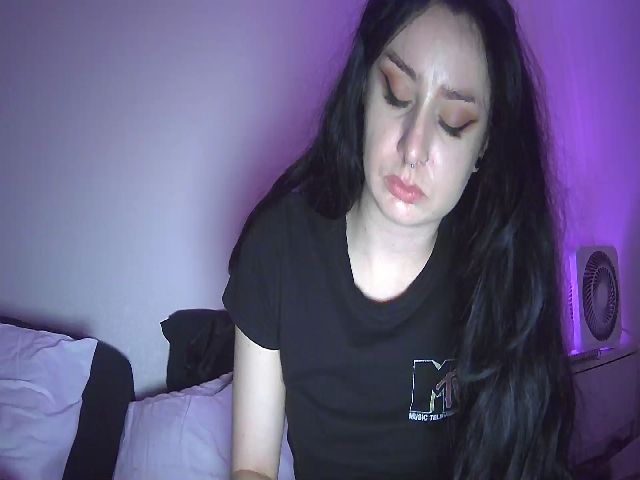 Live sex webcam photo for LilithLucid #268907951