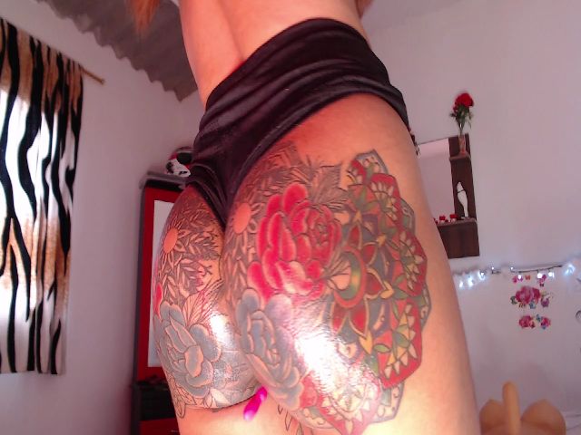 Live sex webcam photo for Alycejhons #268923562