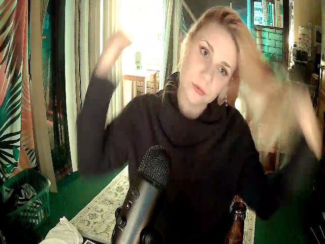 Live sex webcam photo for Sweetestlilly #268906222