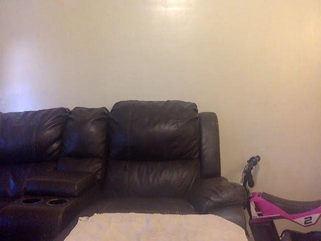 Live sex webcam photo for CubanaBoricua #268917582