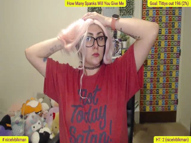 Live sex webcam photo for Violet_Rae_ #268908383