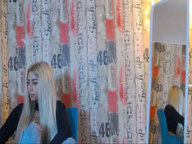 Live sex webcam photo for RubbyKalifha #268909326