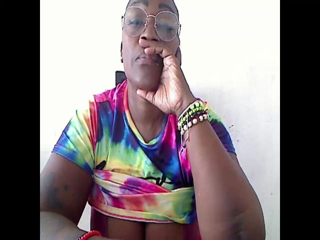 Live sex webcam photo for Assbigxhot9 #268922111