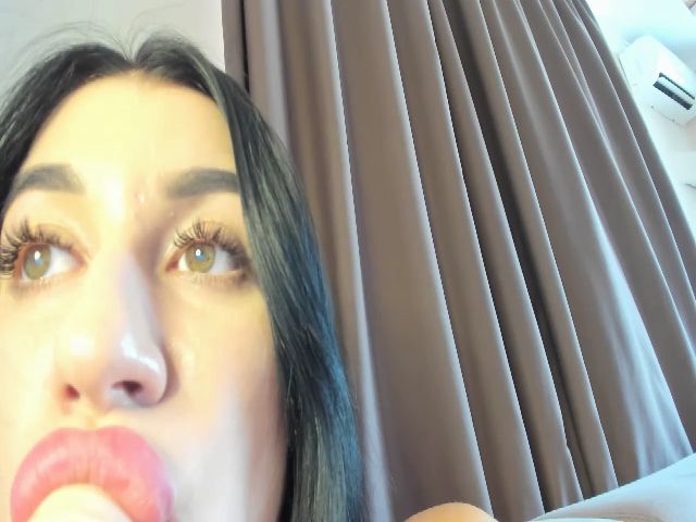 Live sex webcam photo for GinaCandyn #268916105