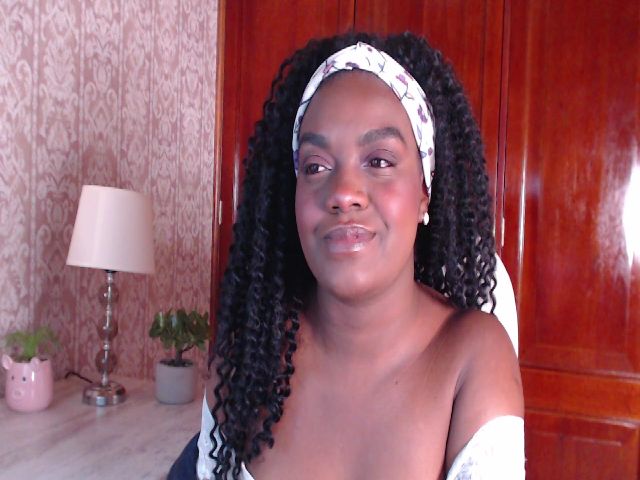 Live sex webcam photo for Maleja_miller #268924217