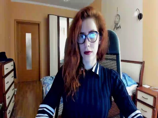 Live sex webcam photo for HollyIvory #268918581