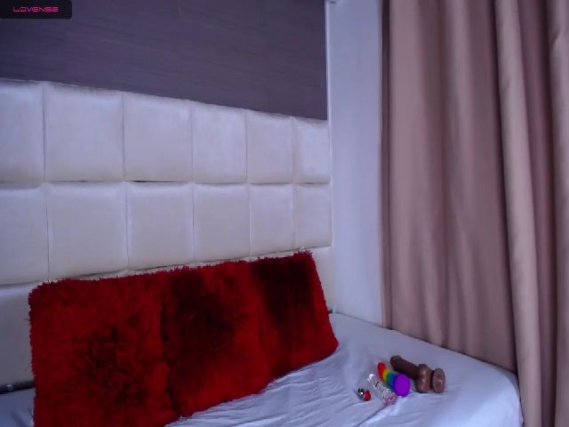 Live sex webcam photo for Liza_david #268925022