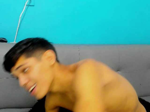 Live sex webcam photo for movie-amateur #268909737