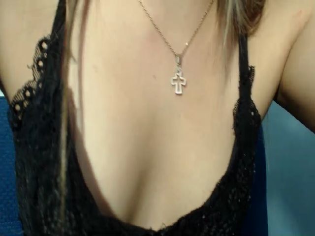 Live sex webcam photo for Violetasweett #268924442