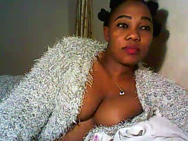 Live sex webcam photo for AfriPrincess #268922530