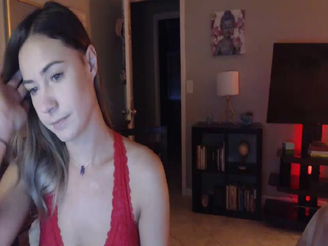 Live sex webcam photo for OhYesCeleste #268925551