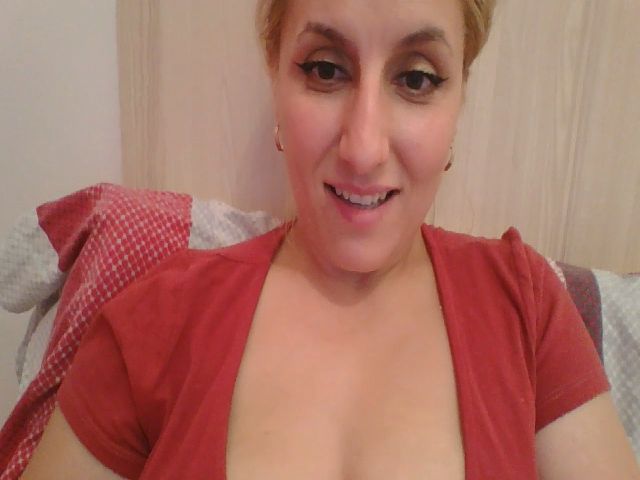 Live sex webcam photo for squirtvicky #268922768