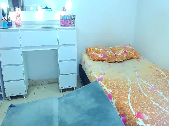 Live sex webcam photo for Sexychanel_ #268906742