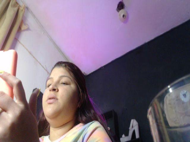 Live sex webcam photo for Strawxberrry #268907291