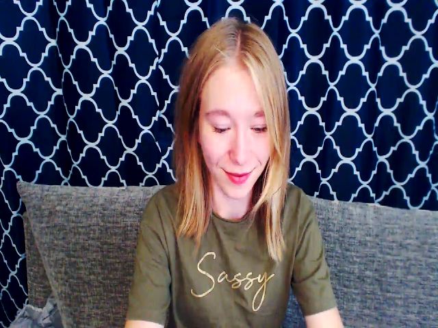 Live sex webcam photo for Airossa #268910987