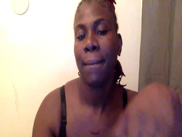 Live sex webcam photo for Candyrain007 #268916638