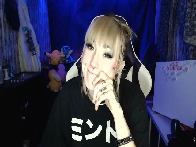 Live sex webcam photo for Ae86Waifu #268923619