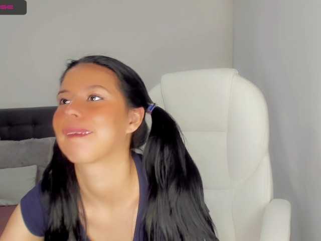 Live sex webcam photo for Samanthasuz #268905429