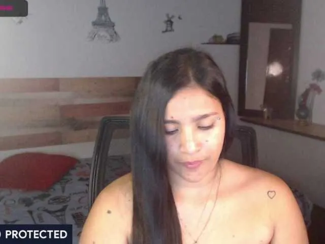 Live sex webcam photo for hederlinparis #268910705