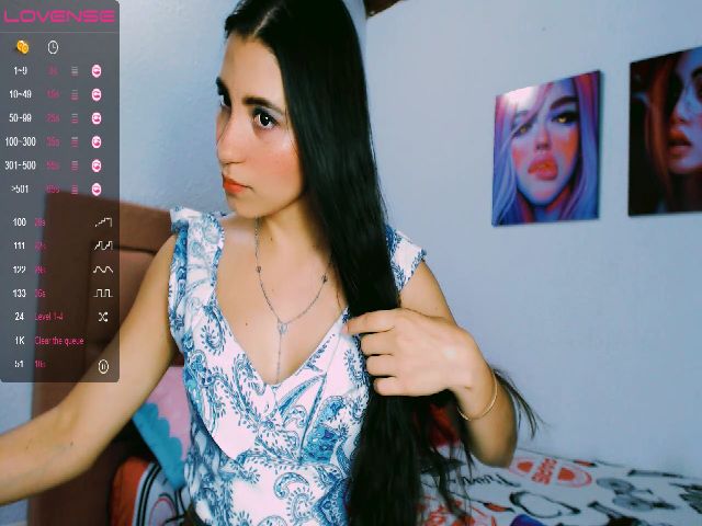 Live sex webcam photo for Emma_18x #268924539