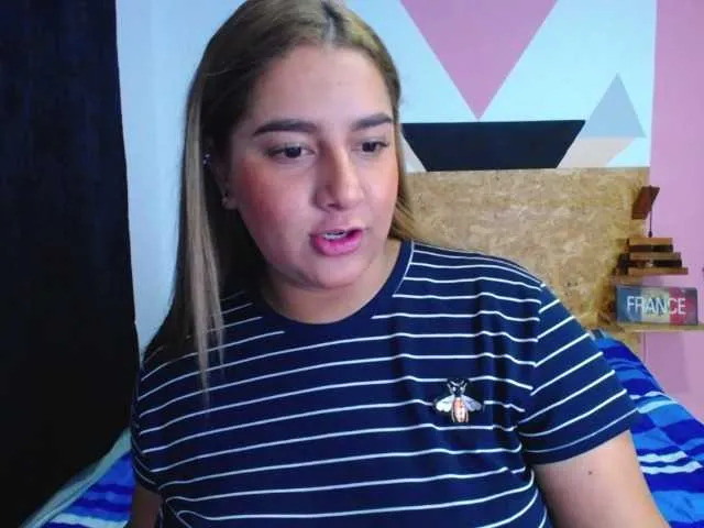 Live sex webcam photo for MelaniRice #268914956