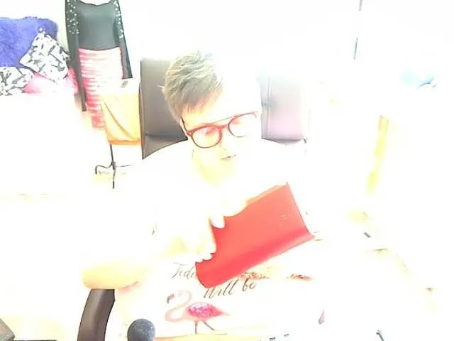 Live sex webcam photo for HotAlexa #268936160