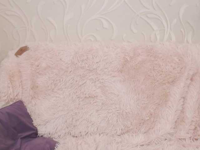 Live sex webcam photo for LadyMoonLight #268936452