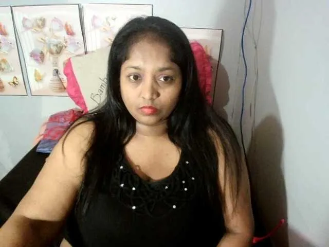 Live sex webcam photo for Indiantasha #287986180