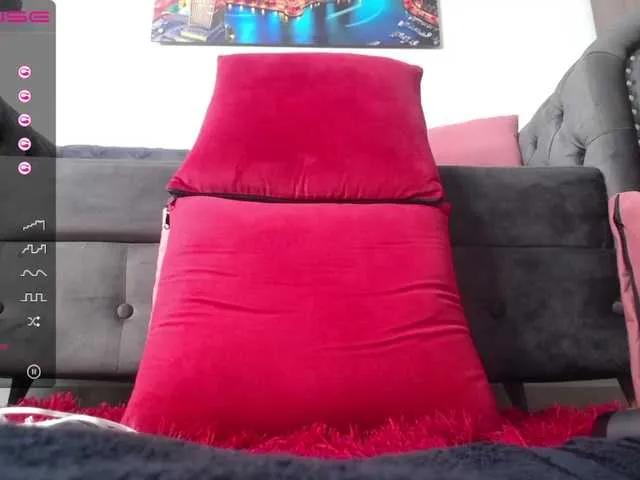 Live sex webcam photo for cosmicwitch #268940968