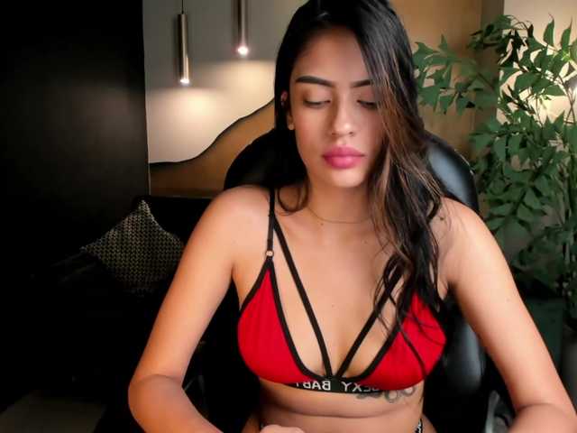 Live sex webcam photo for MayaRivera #268932242