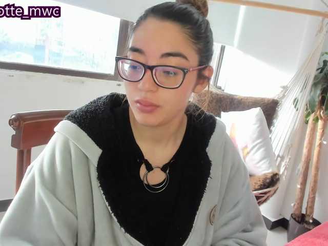 Live sex webcam photo for Charlotte-mwc #268936396