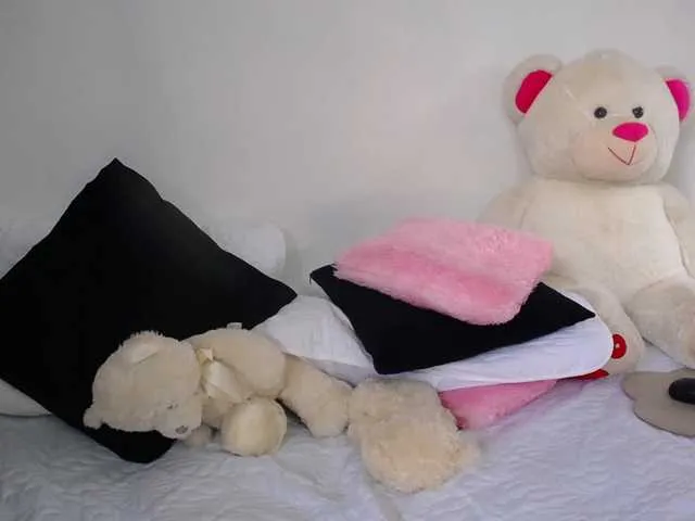 Live sex webcam photo for sofi-r #268941744