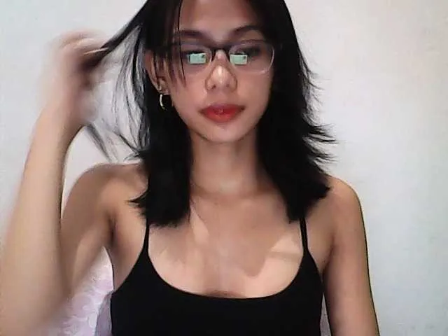Live sex webcam photo for SexyhotBabe4u #268936098